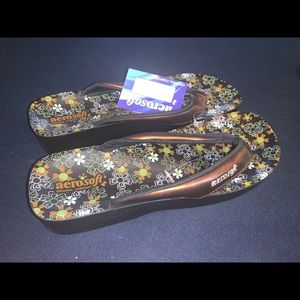 Aero soft flip flops, size 11 (but they run small)